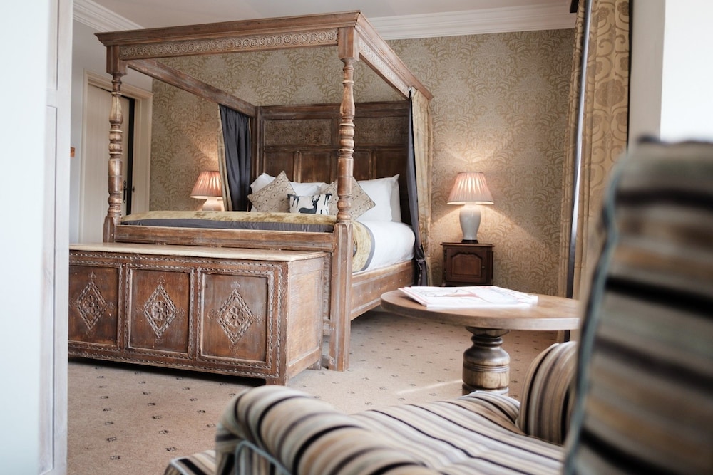 The White Hart Hotel 19