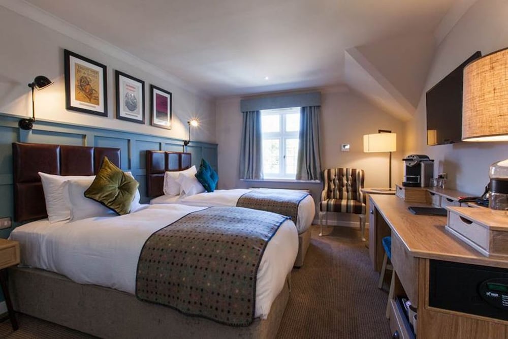 The White Hart Hotel 7