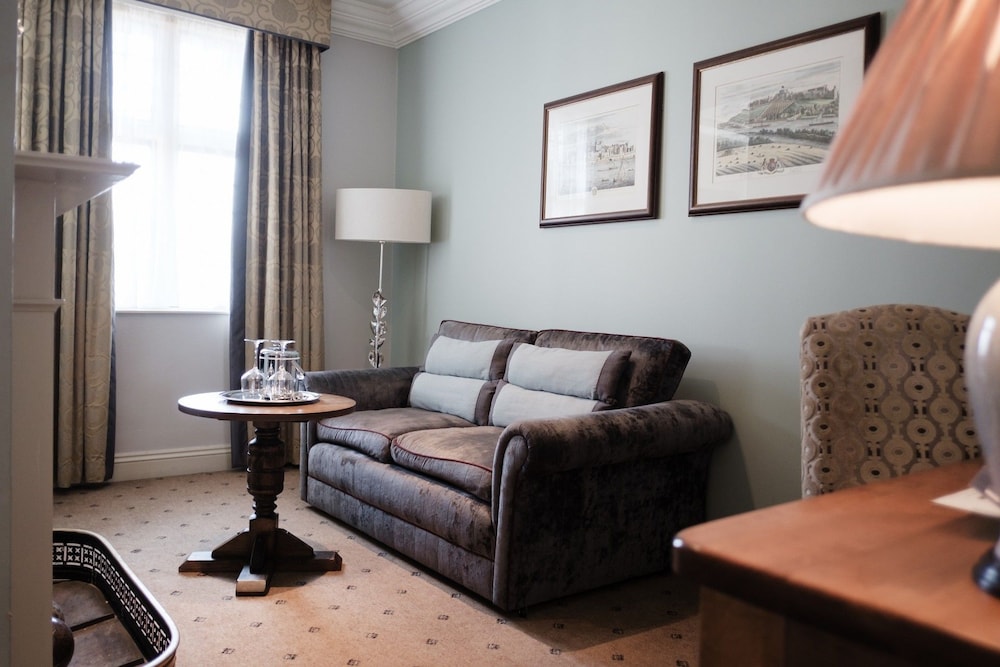 The White Hart Hotel 16