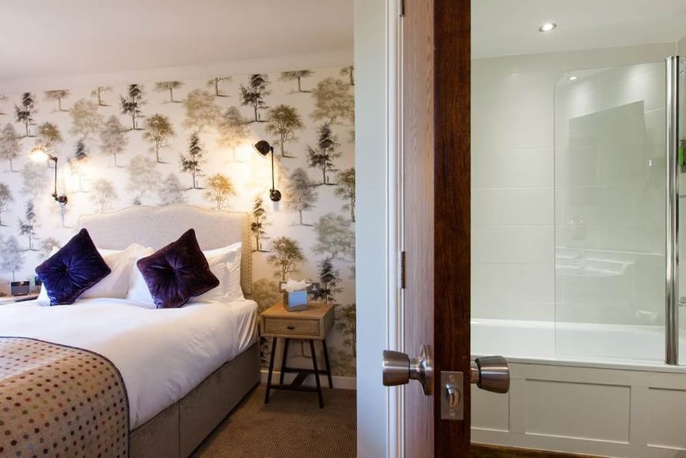 The White Hart Hotel 14
