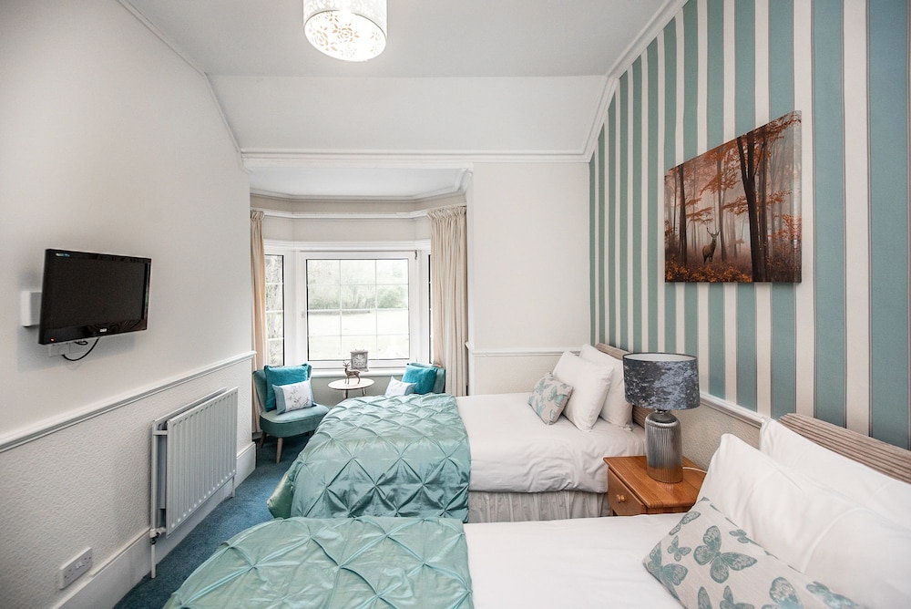 Trivelles Waterhall Country House 16