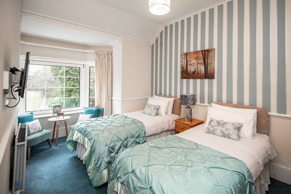 Trivelles Waterhall Country House 15
