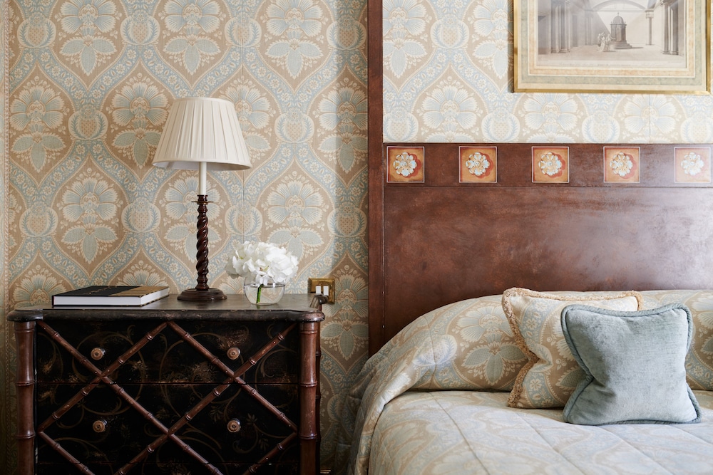 Egerton House 8