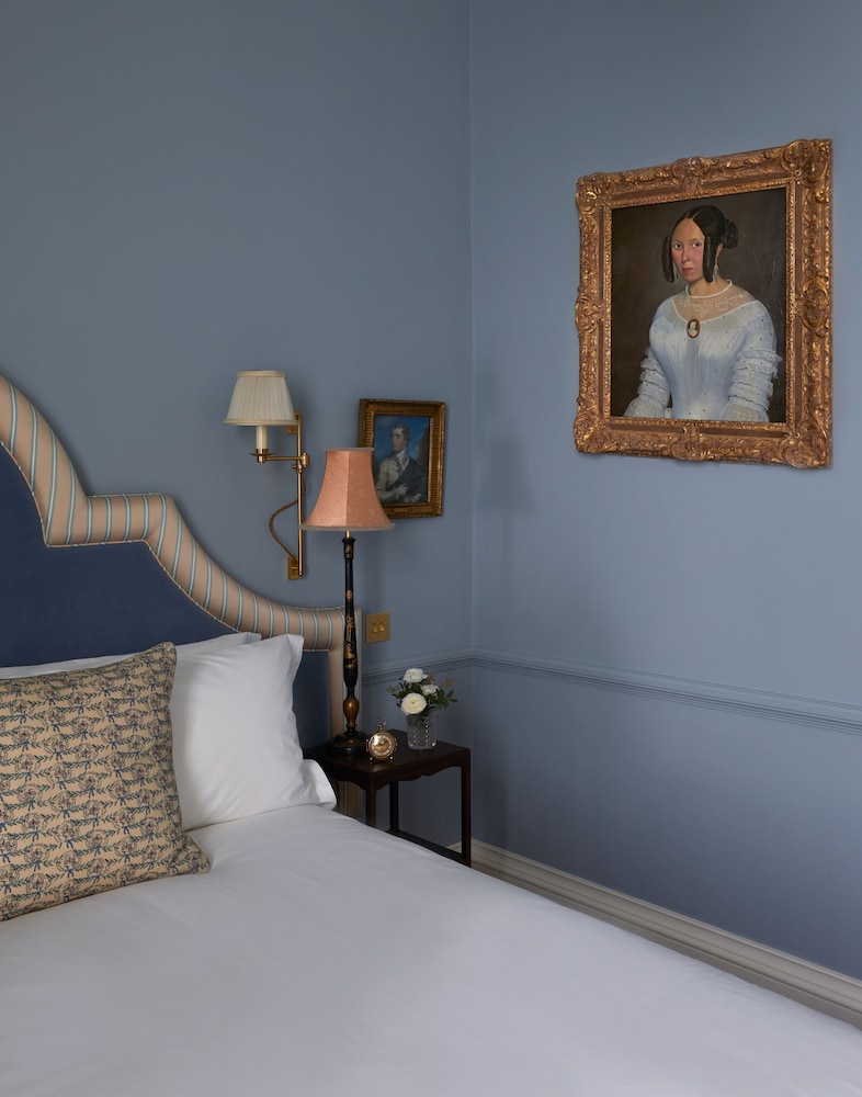 Henry’s Townhouse 12