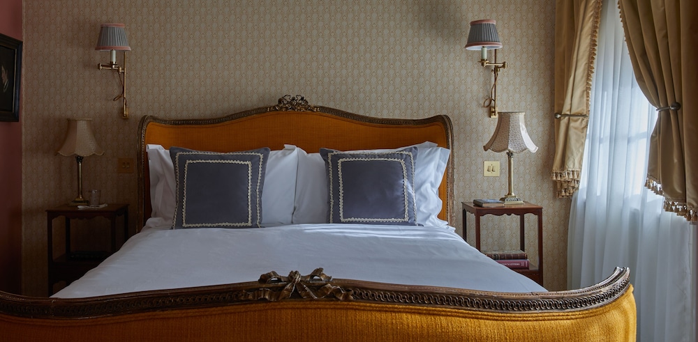 Henry’s Townhouse 7