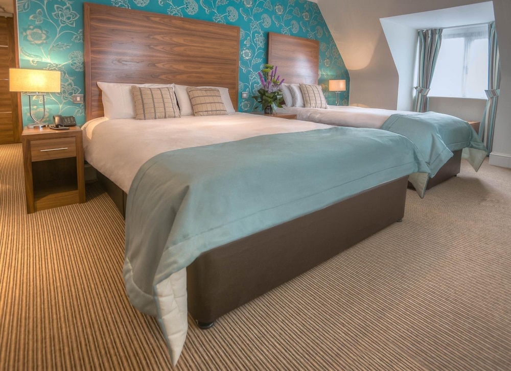 The Boleyn Hotel 17