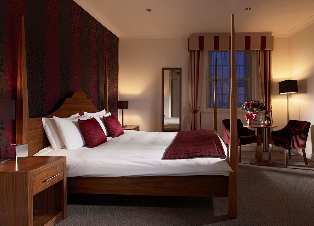 The Boleyn Hotel 3