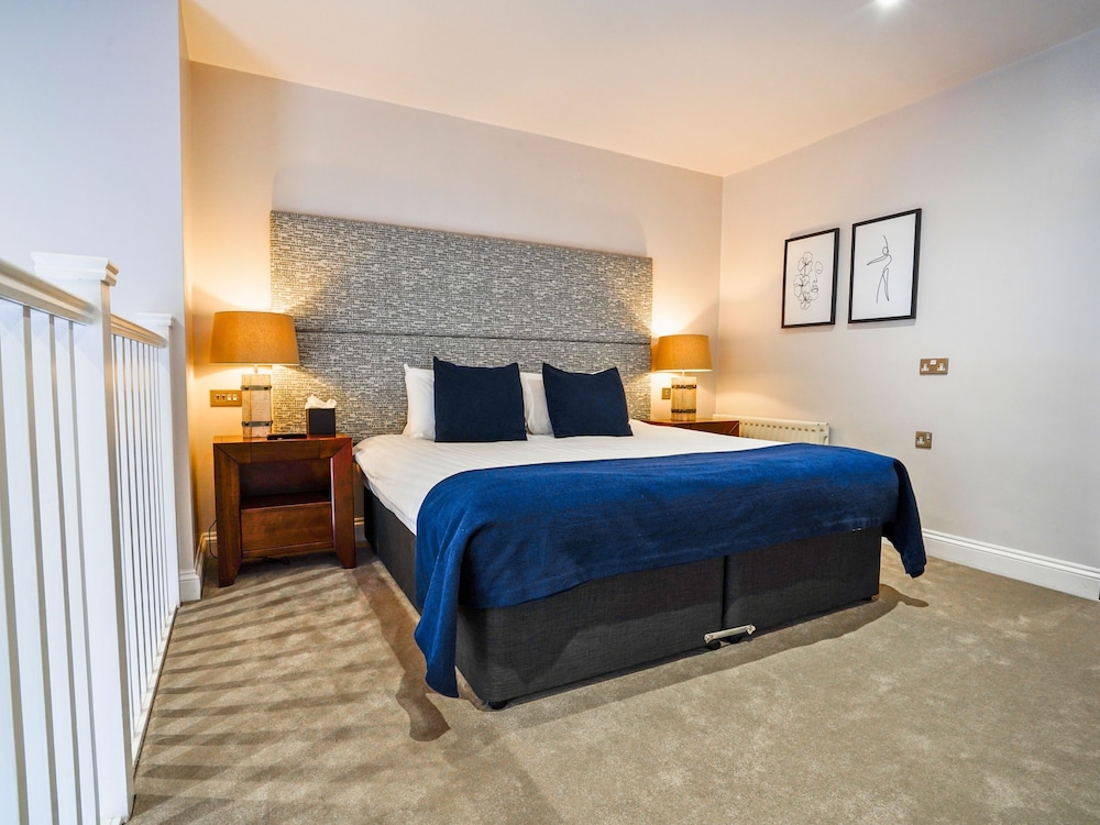 Villiers Hotel 5