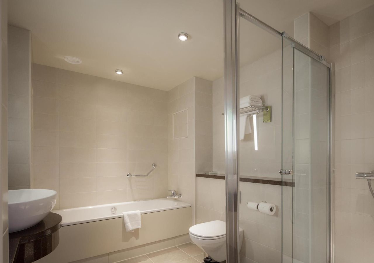 Holiday Inn London Luton North by IHG 13