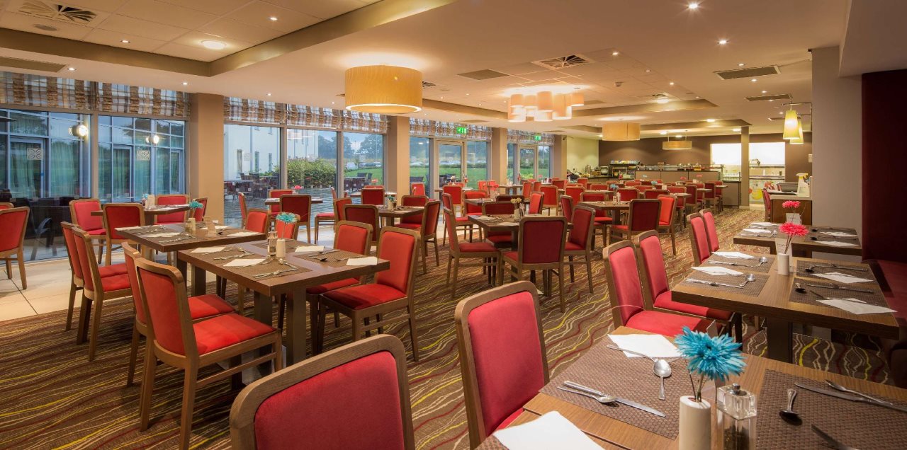 Holiday Inn London Luton North by IHG 17