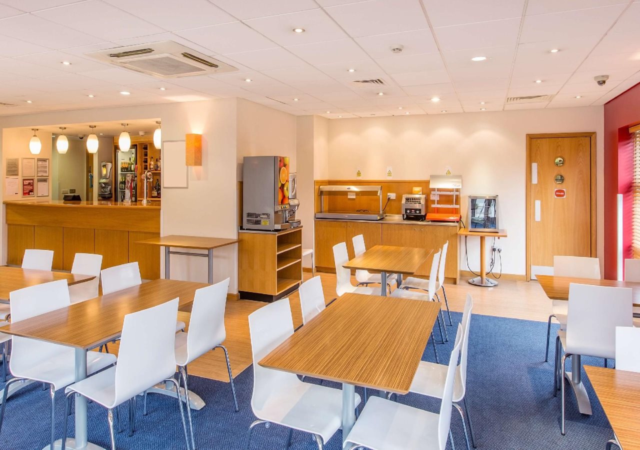Travelodge Stansted Great Dunmow 7