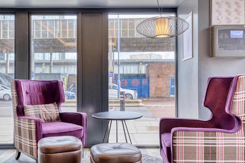 Premier Inn London Uxbridge Town Centre 22