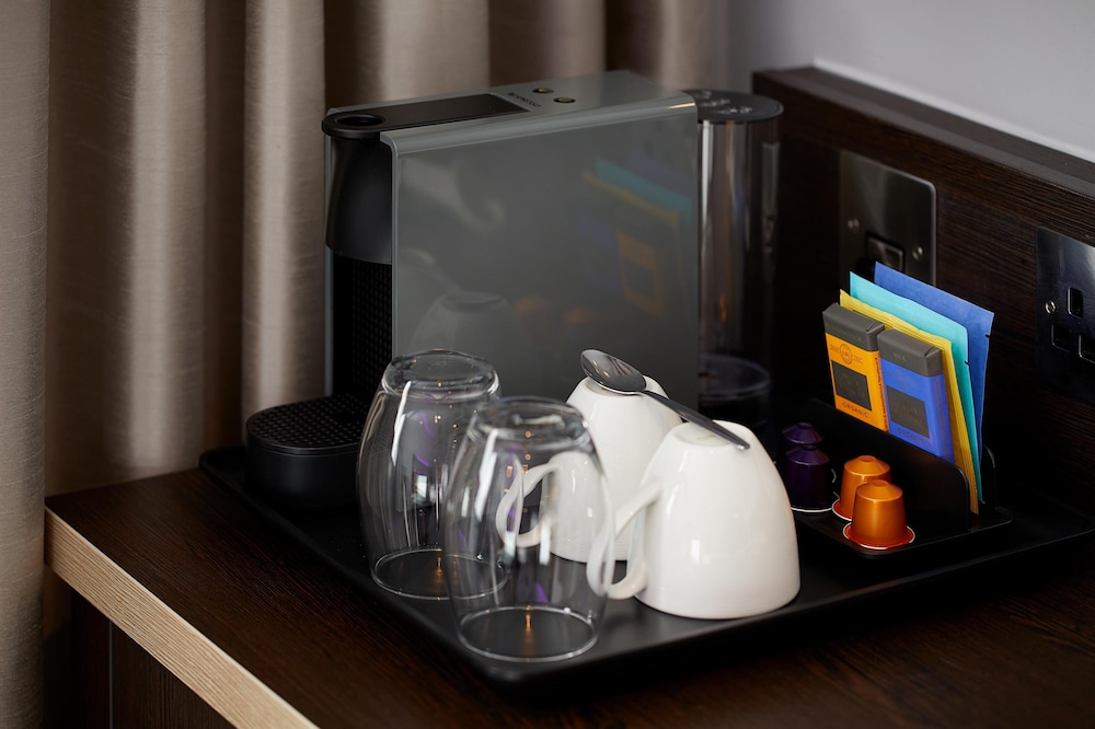 Premier Inn London Uxbridge Town Centre 10