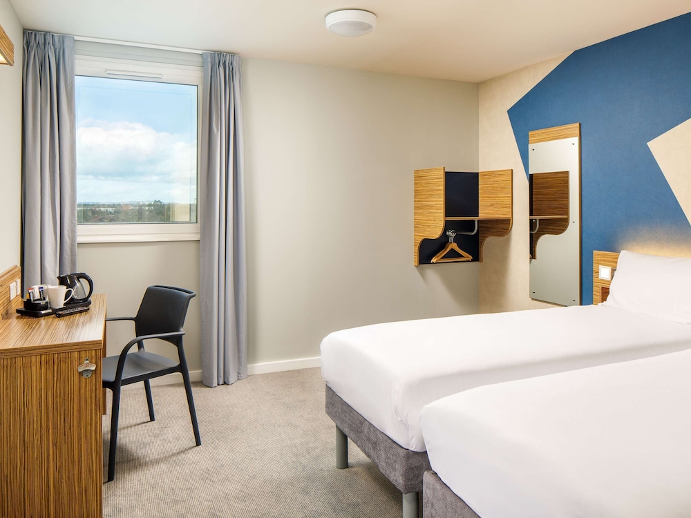ibis budget London Heathrow Central 15