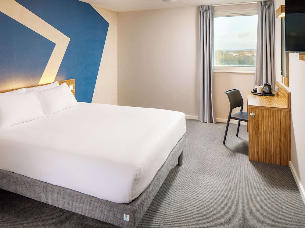 ibis budget London Heathrow Central 19