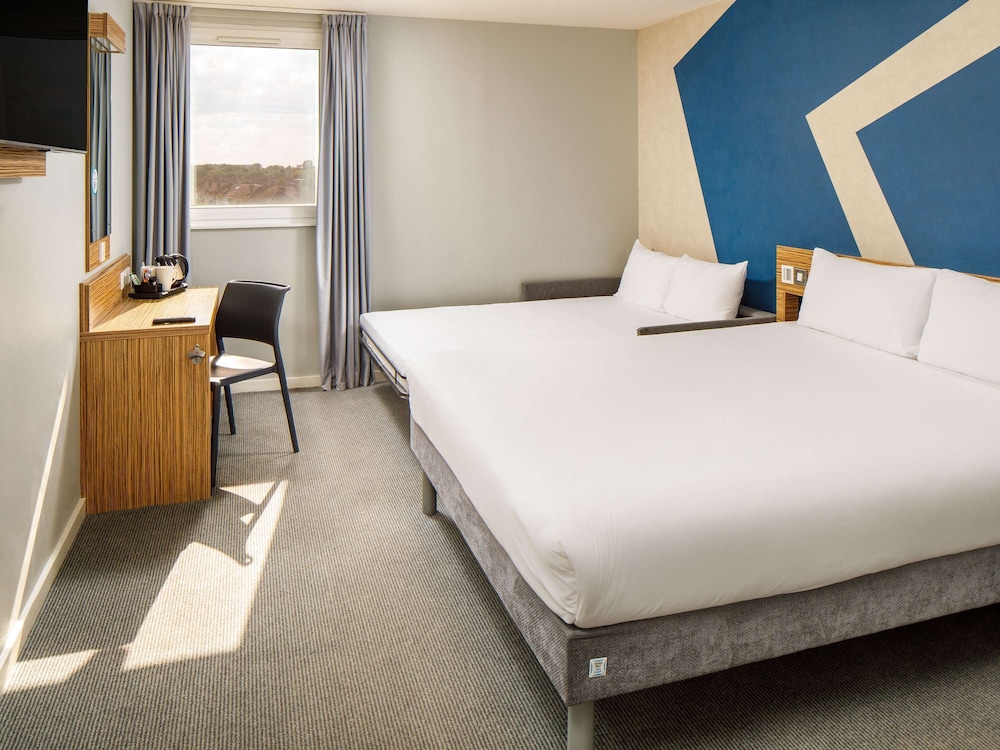 ibis budget London Heathrow Central 4