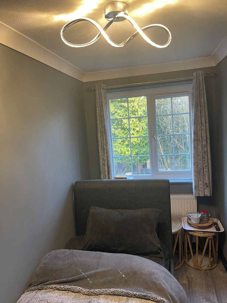Da Vinci Guest House Gatwick 17