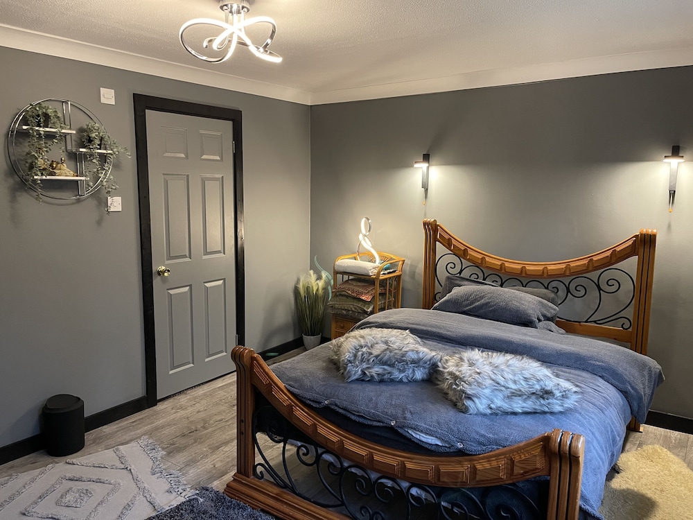 Da Vinci Guest House Gatwick 1