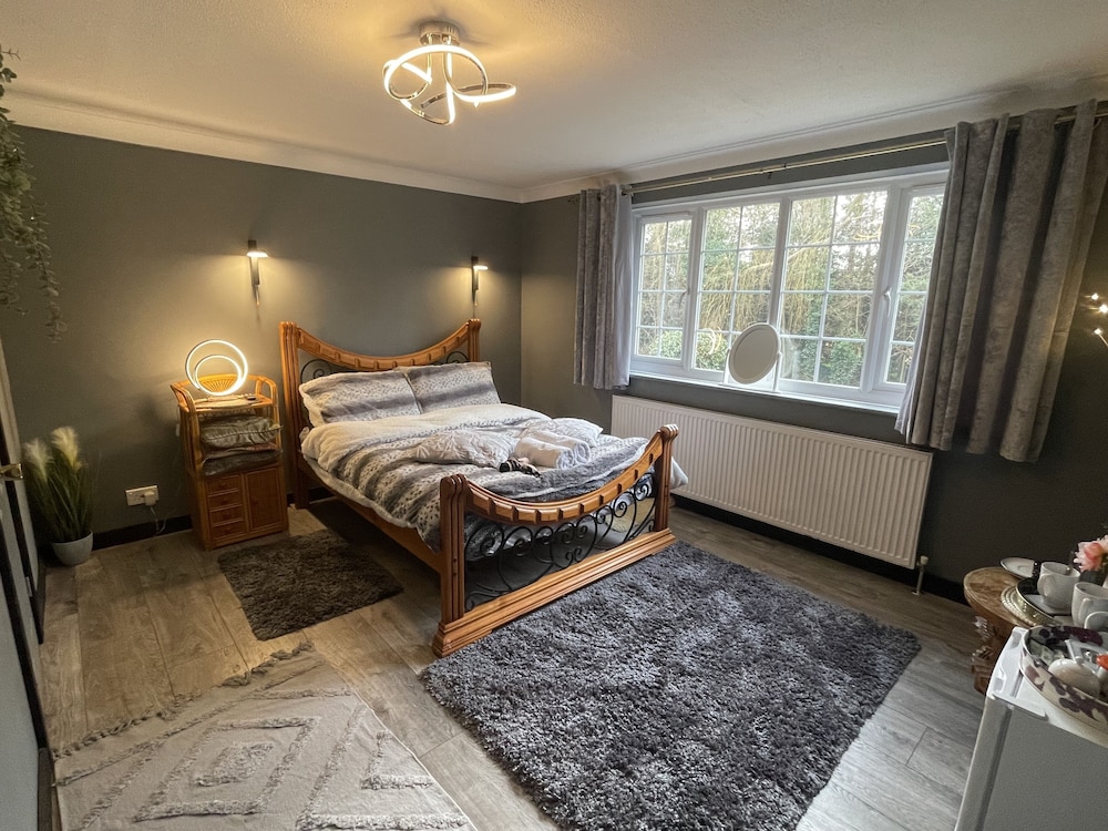 Da Vinci Guest House Gatwick 11