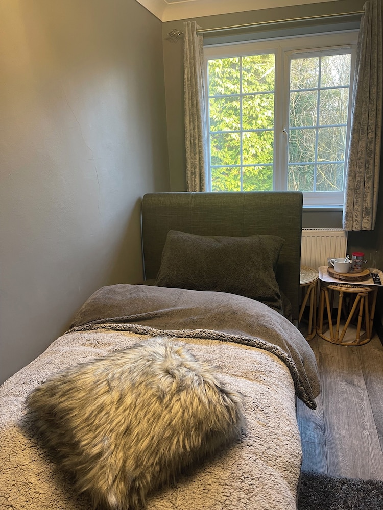 Da Vinci Guest House Gatwick 16
