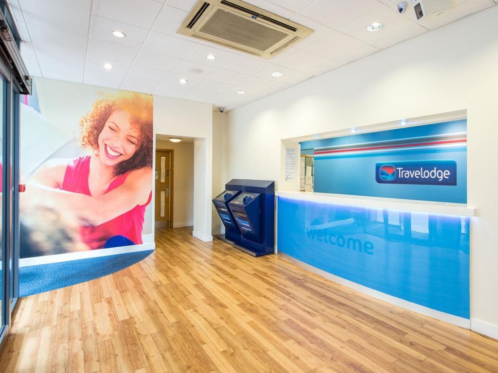 Travelodge Slough 8
