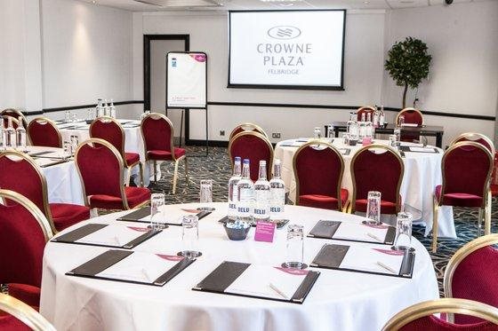 Elite Venue Selection Felbridge - Gatwick 12
