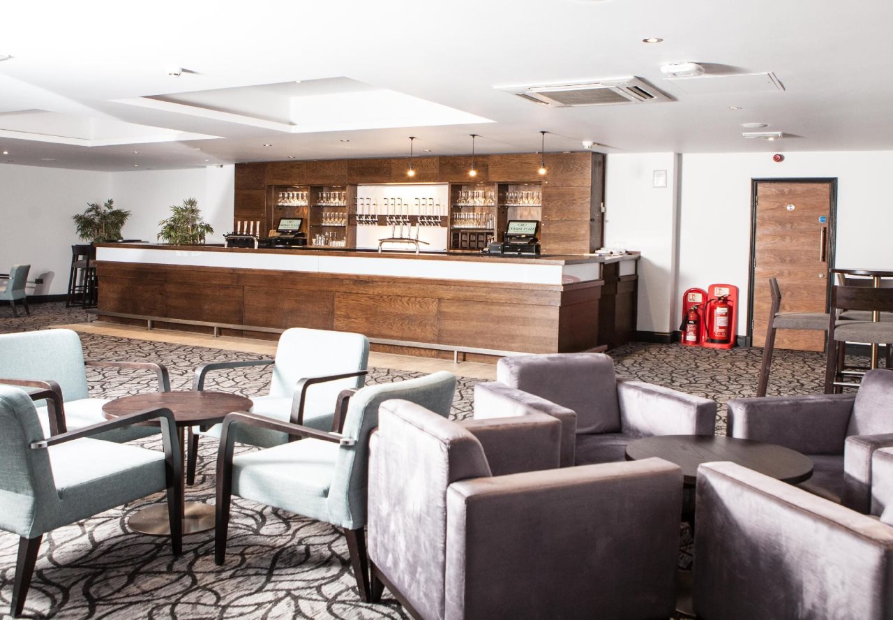 Elite Venue Selection Felbridge - Gatwick 15