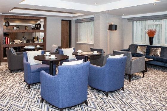 Elite Venue Selection Felbridge - Gatwick 18