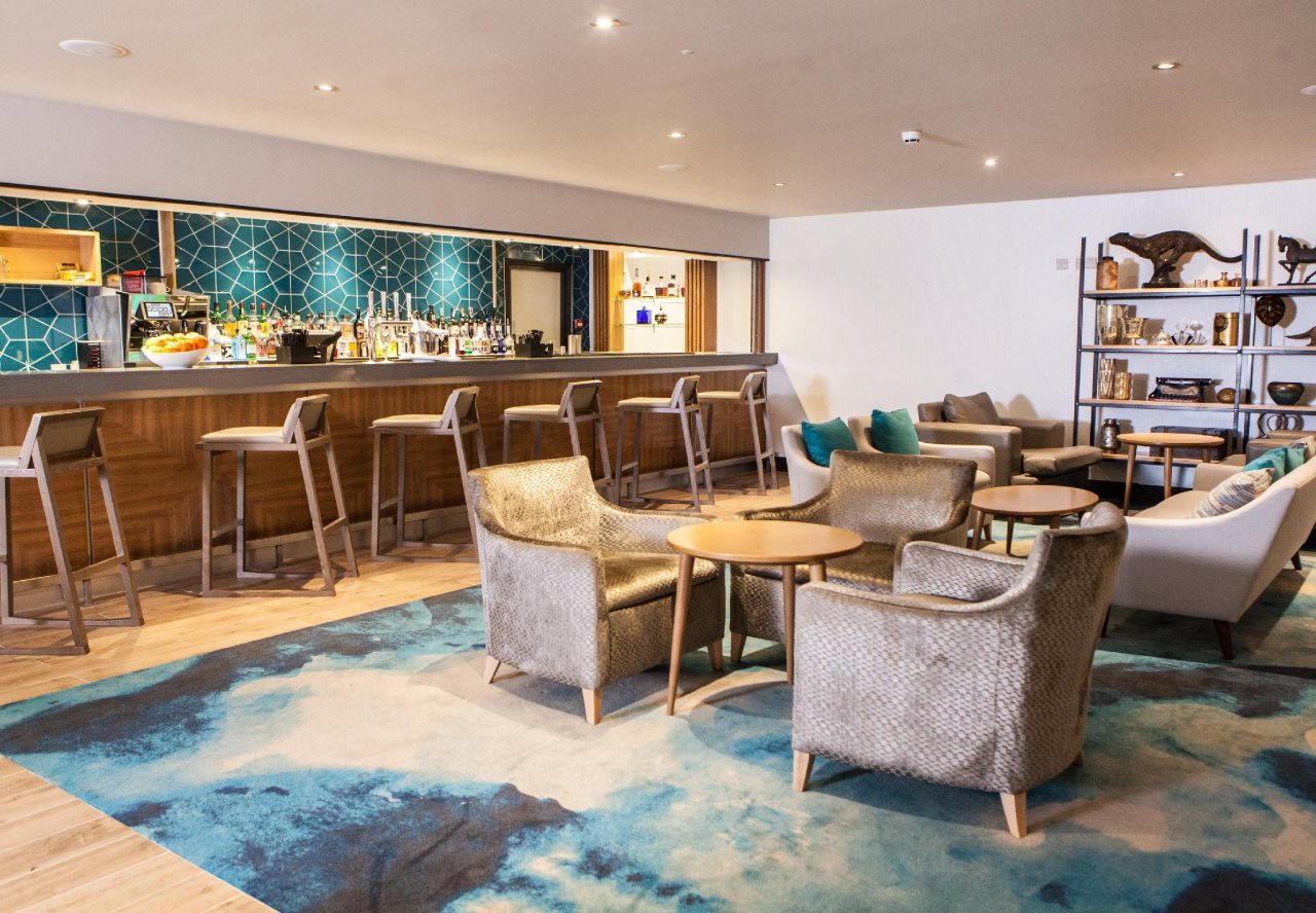 Elite Venue Selection Felbridge - Gatwick 8