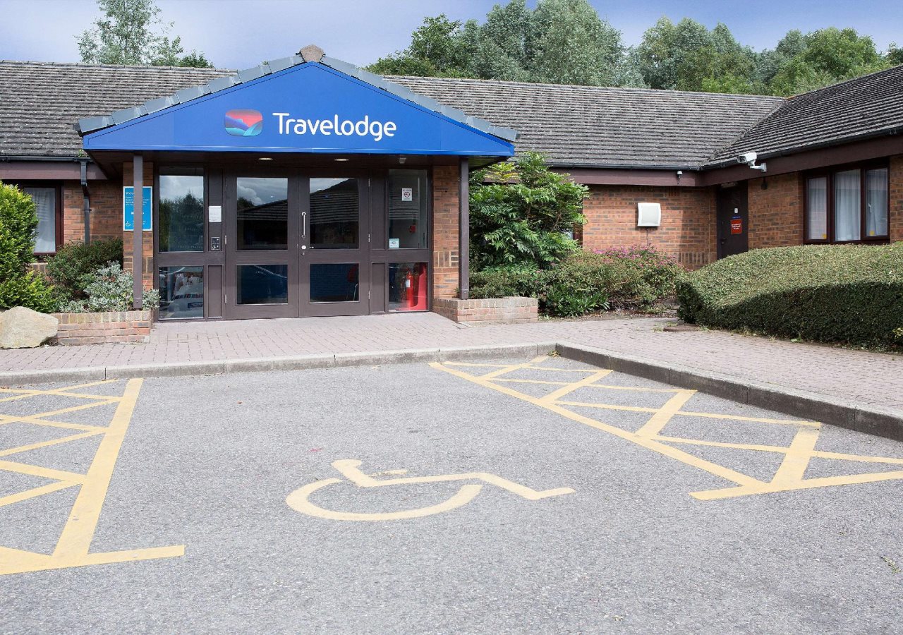 Travelodge Thame 6