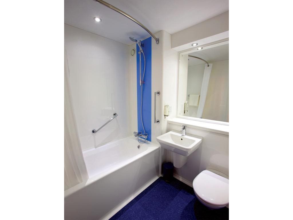 Travelodge Thame 9