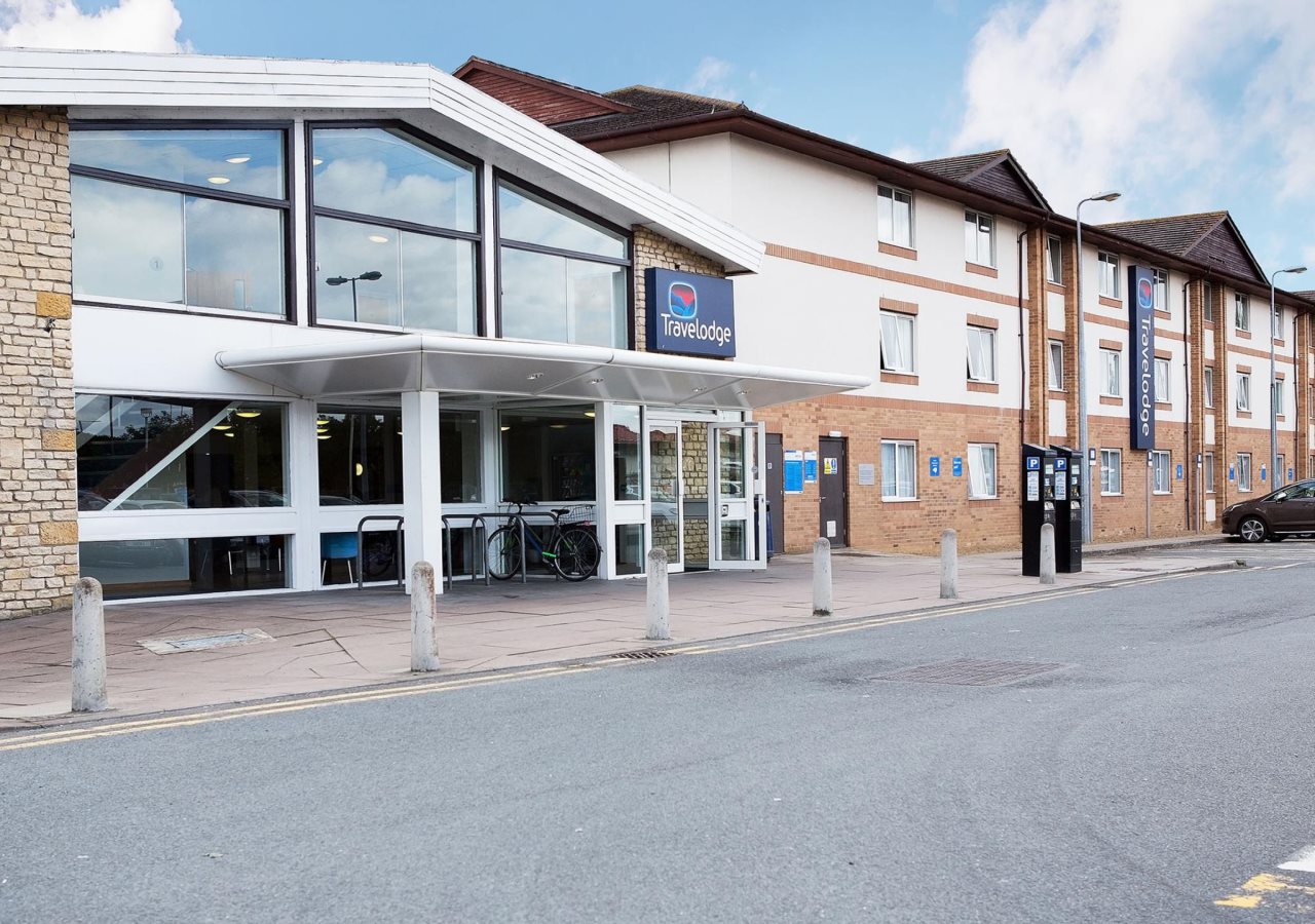Travelodge Oxford Peartree 6
