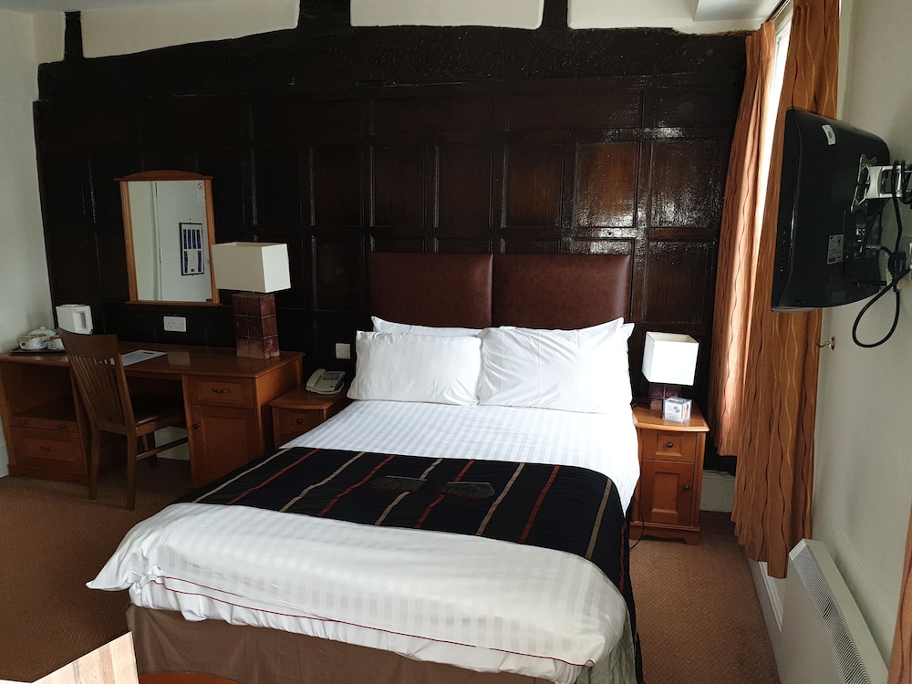 Red Lion Hotel 3