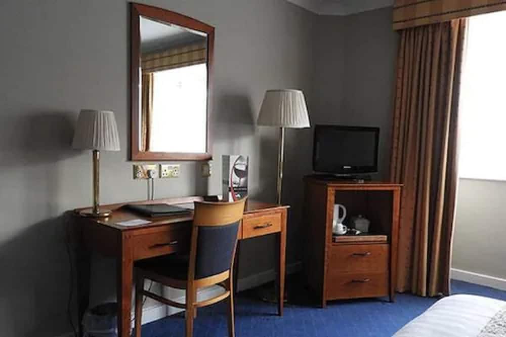 Red Lion Hotel 22