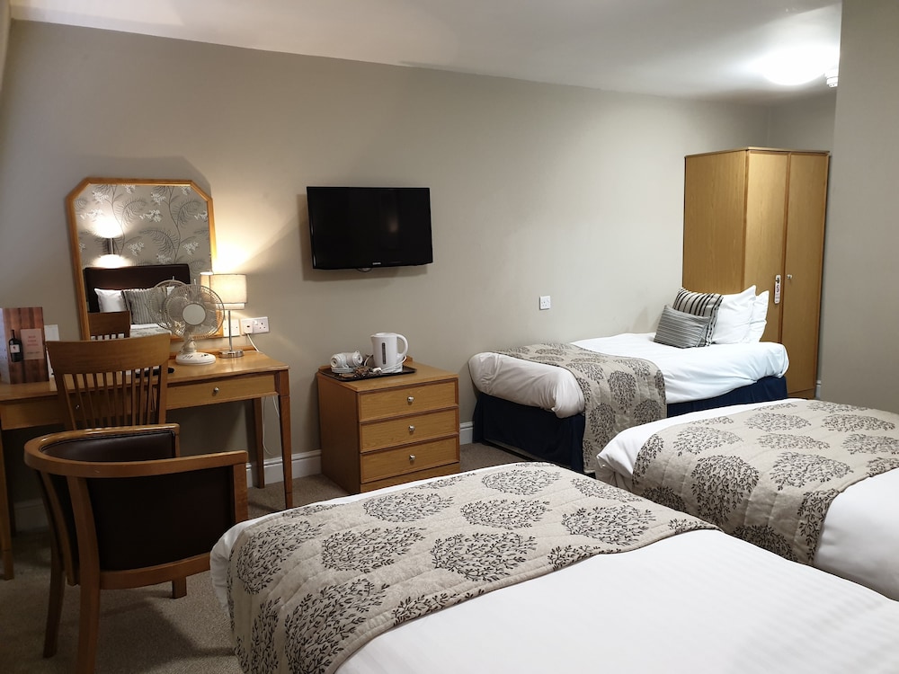 Red Lion Hotel 8