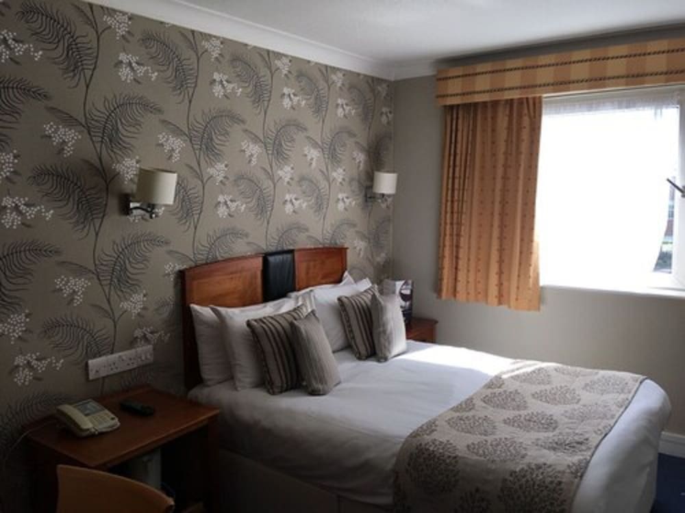 Red Lion Hotel 14