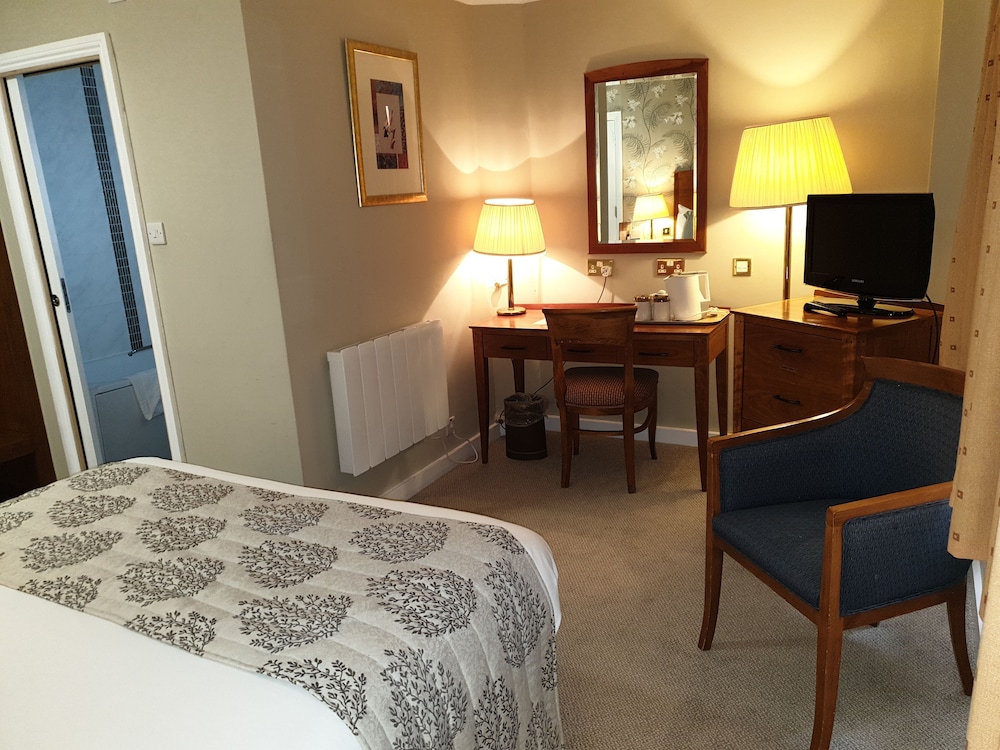 Red Lion Hotel 10