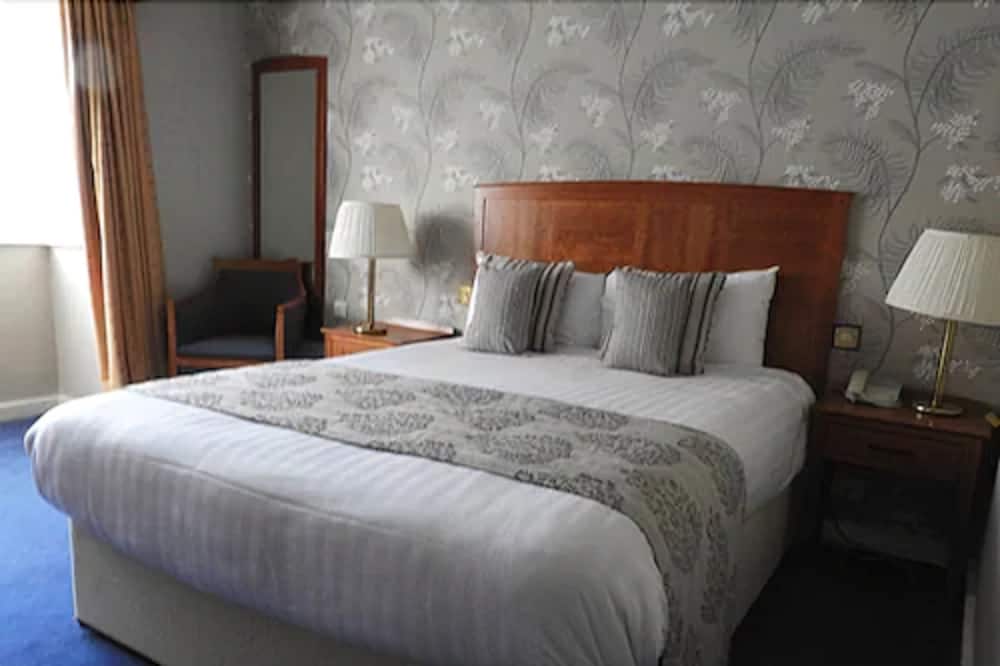 Red Lion Hotel 17