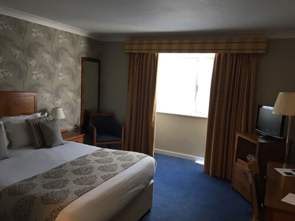 Red Lion Hotel 12