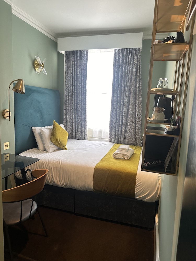 Bloomsbury Palace Hotel 22
