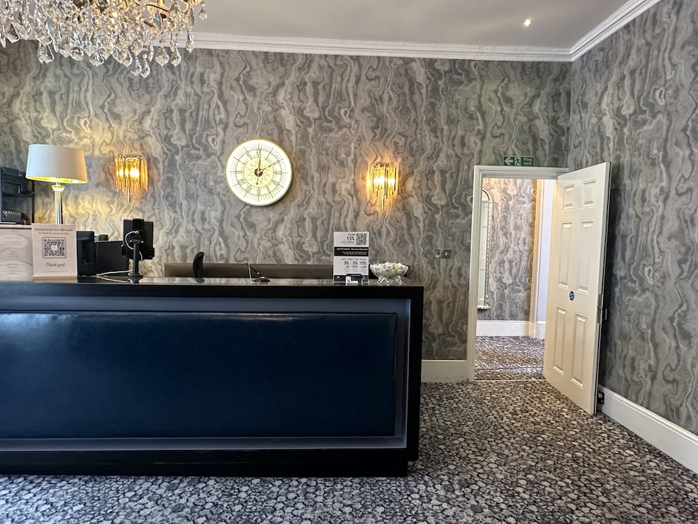 Bloomsbury Palace Hotel 4