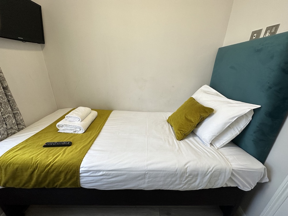 Bloomsbury Palace Hotel 11