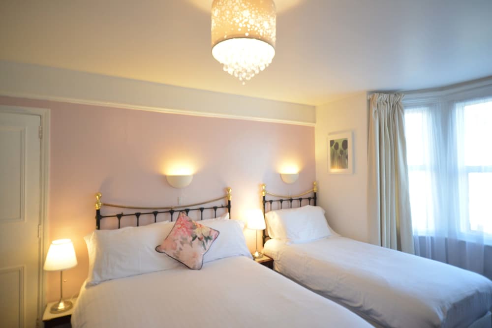 Newton House Bed & Breakfast 5