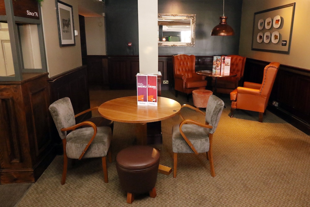 Premier Inn Croydon South A212 22