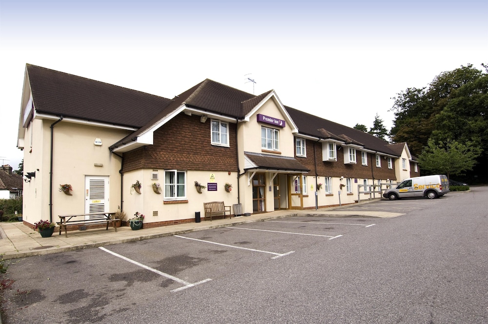 Premier Inn East Grinstead 10