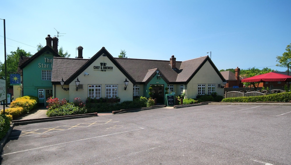 Premier Inn East Grinstead 12