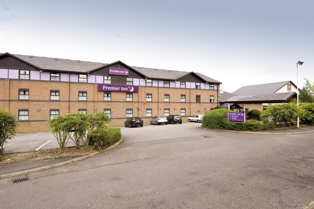 Premier Inn Hemel Hempstead West 8