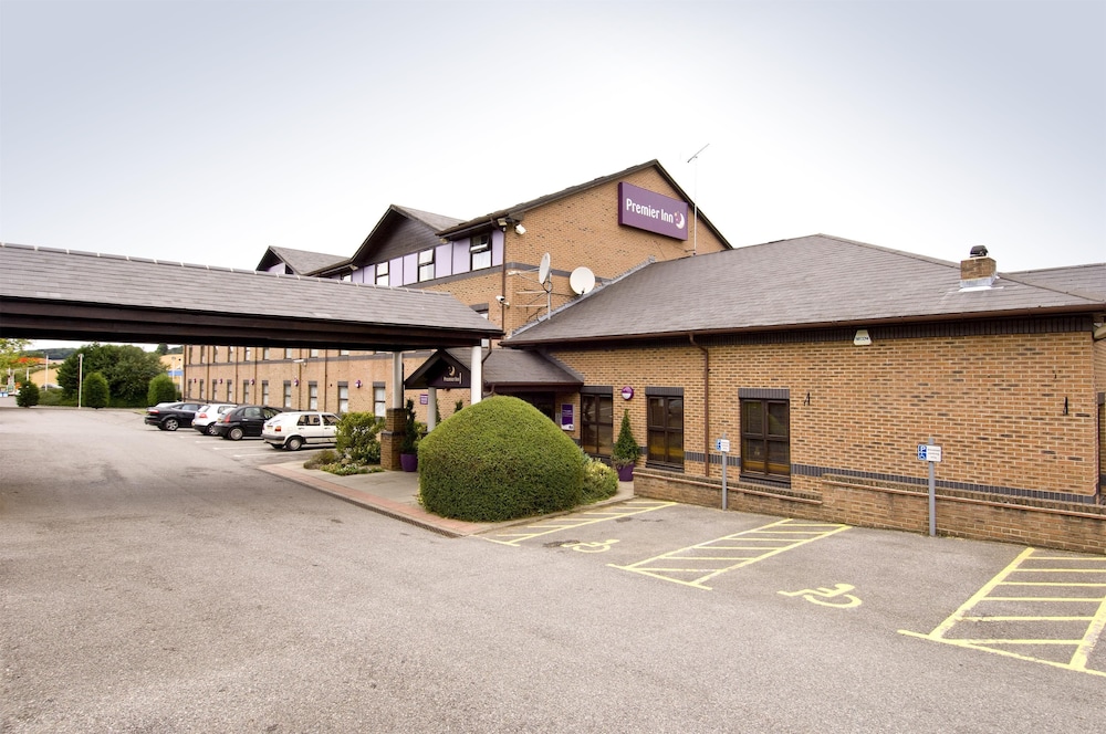 Premier Inn Hemel Hempstead West 10