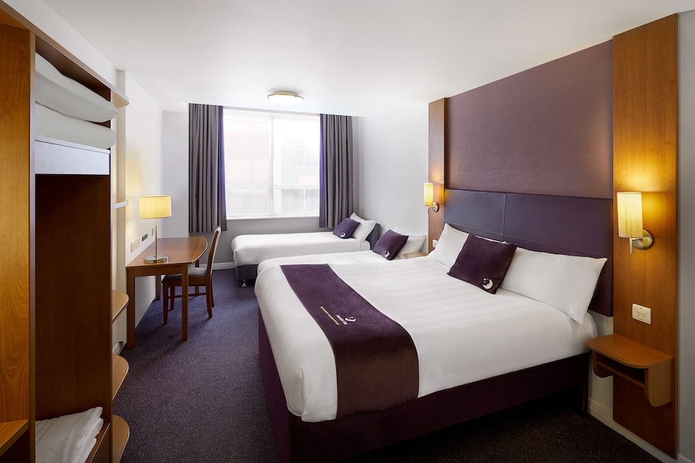 Premier Inn London Wembley Park Hotel 5