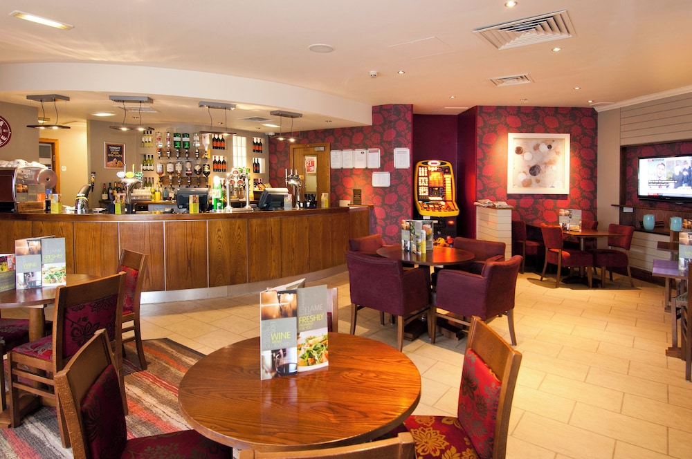 Premier Inn London Wembley Park Hotel 9